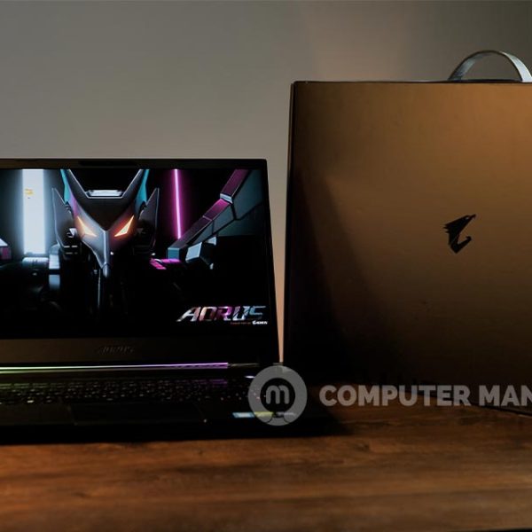 GIGABYTE AORUS 15 BSF || 15.6-inch QHD 165Hz Display Laptop ( i7-13700H, 16GB, 1TB SSD, RTX 4070 8GB, W11 )