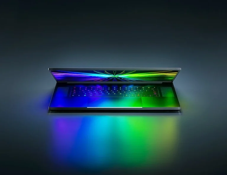 Razer Blade 18 RTX 4090 Gaming Laptop